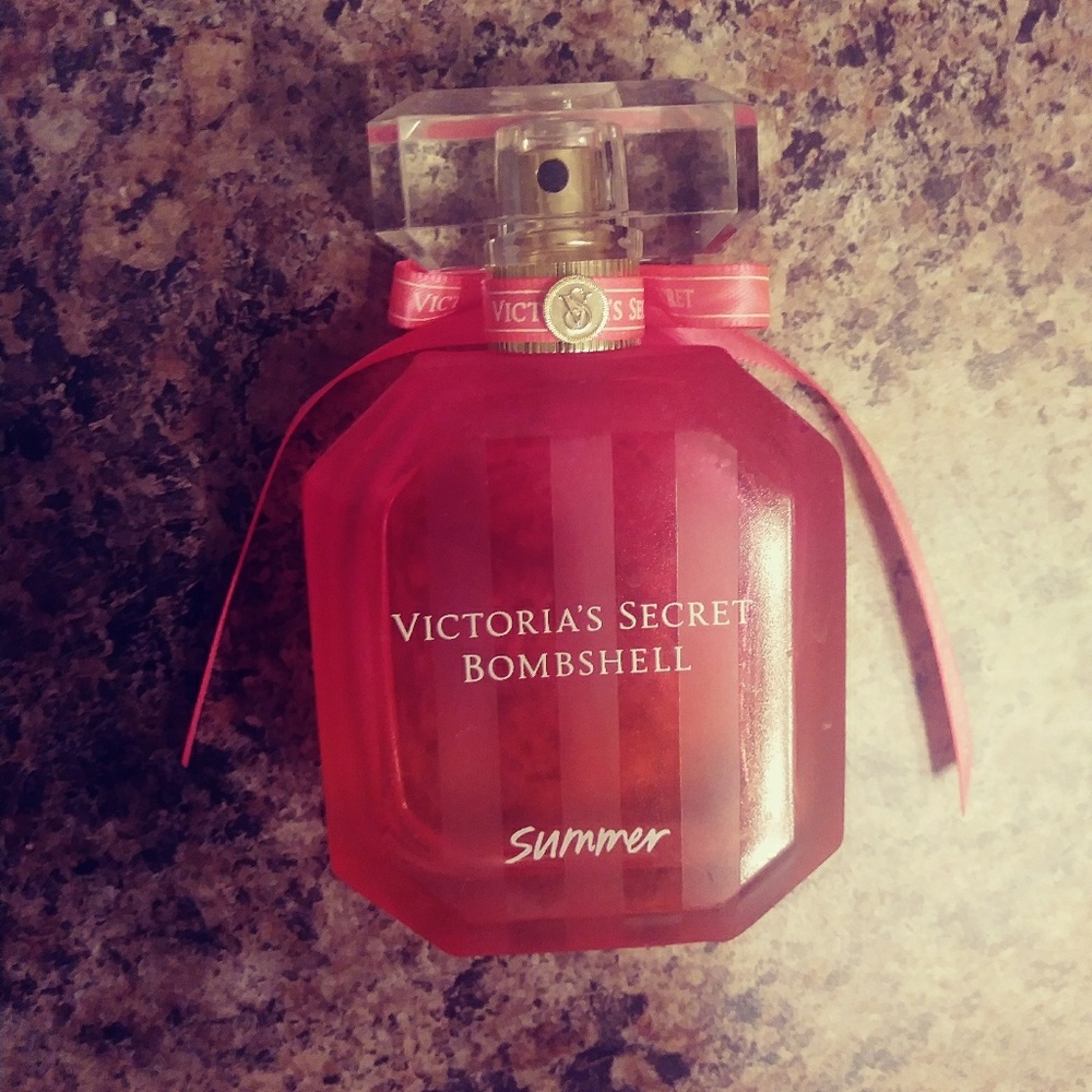Victoria's Secret Bombshell Summer